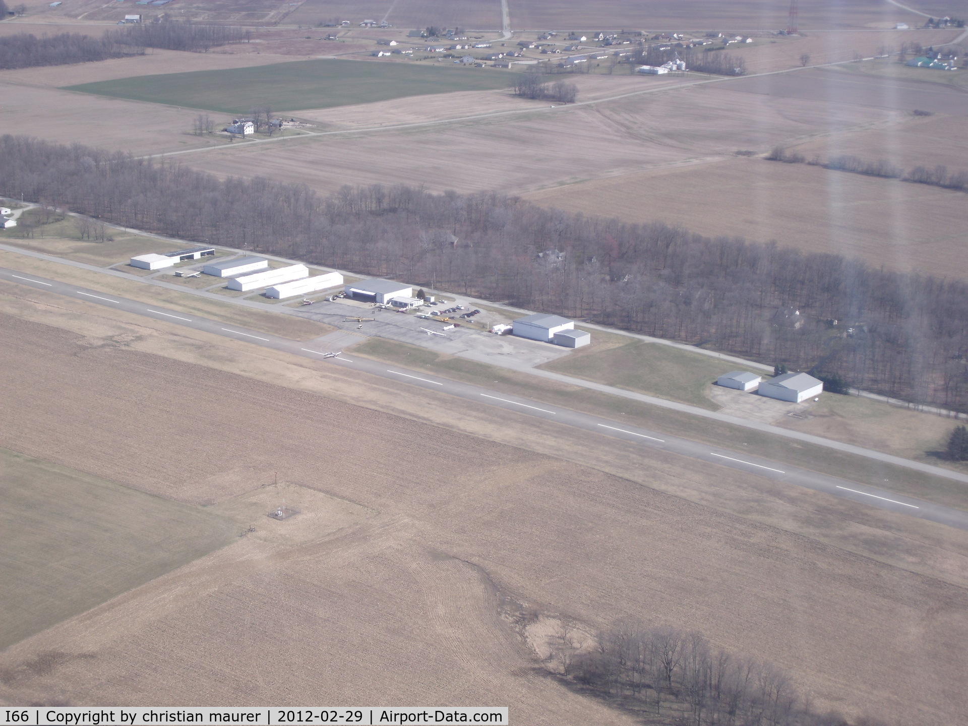 Clinton Field Airport (I66) - clinton county airport

