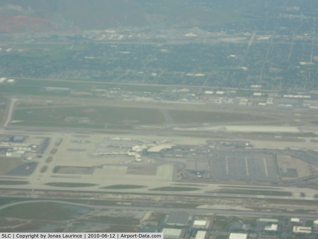 Salt Lake City International Airport (SLC) - When the aircraft prepared to land I took this pic