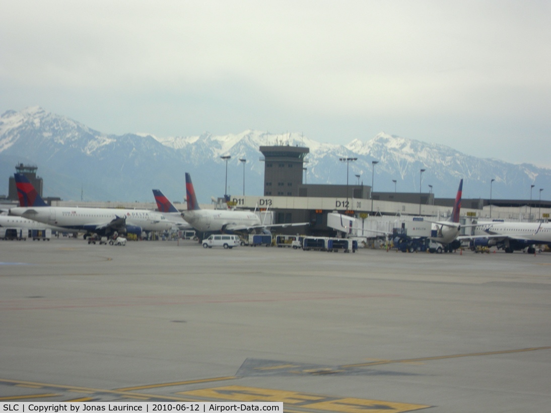 Salt Lake City International Airport (SLC) - SLC International Airport