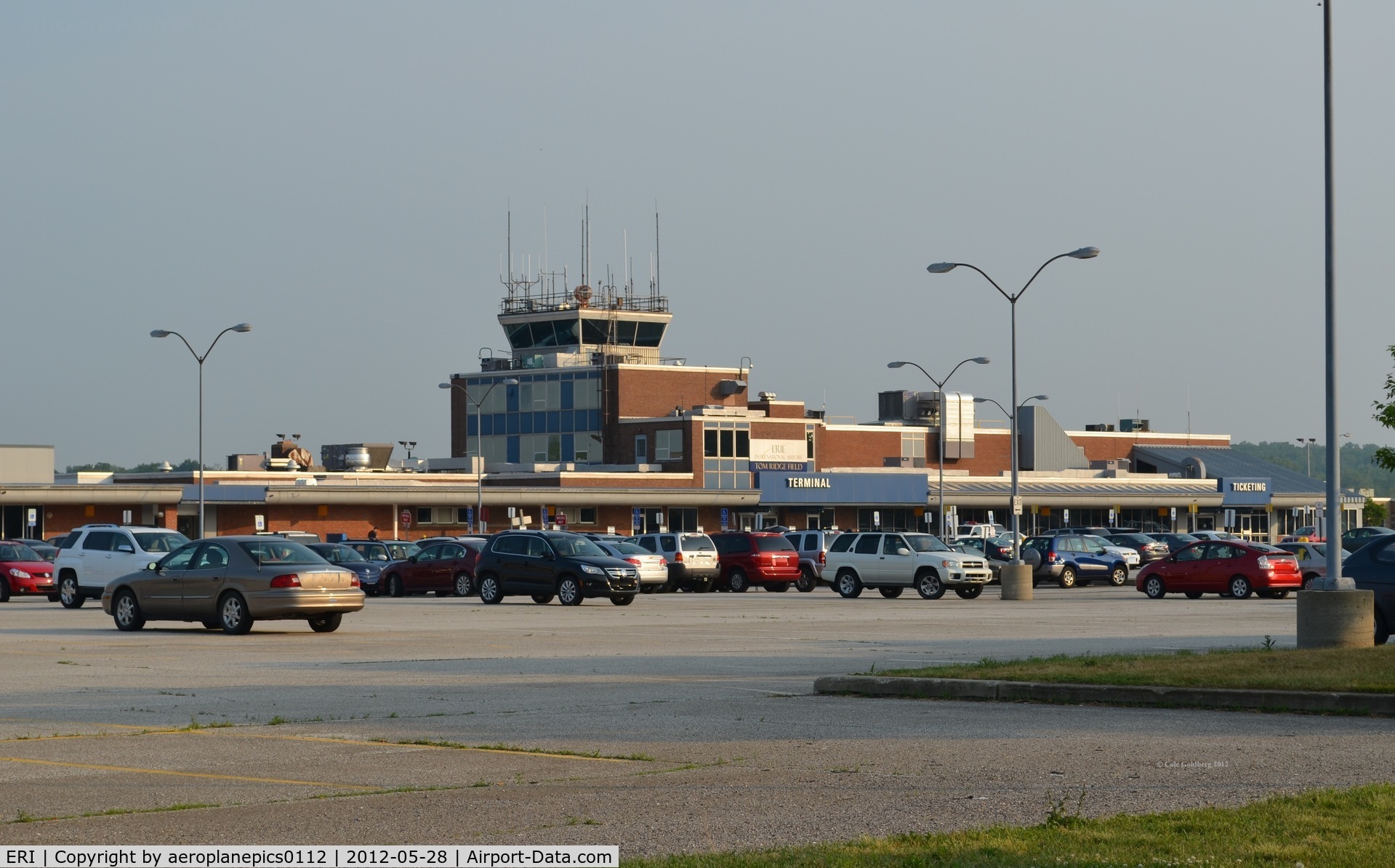 Erie Intl/tom Ridge Field Airport (ERI) - The Terminal and Air Traffic Control Tower at Erie International Airport / Tom Ridge Field in Erie, Pennsylvania. 