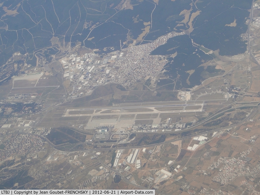 ?zmir Adnan Menderes Airport, ?zmir Turkey (LTBJ) - level 190 