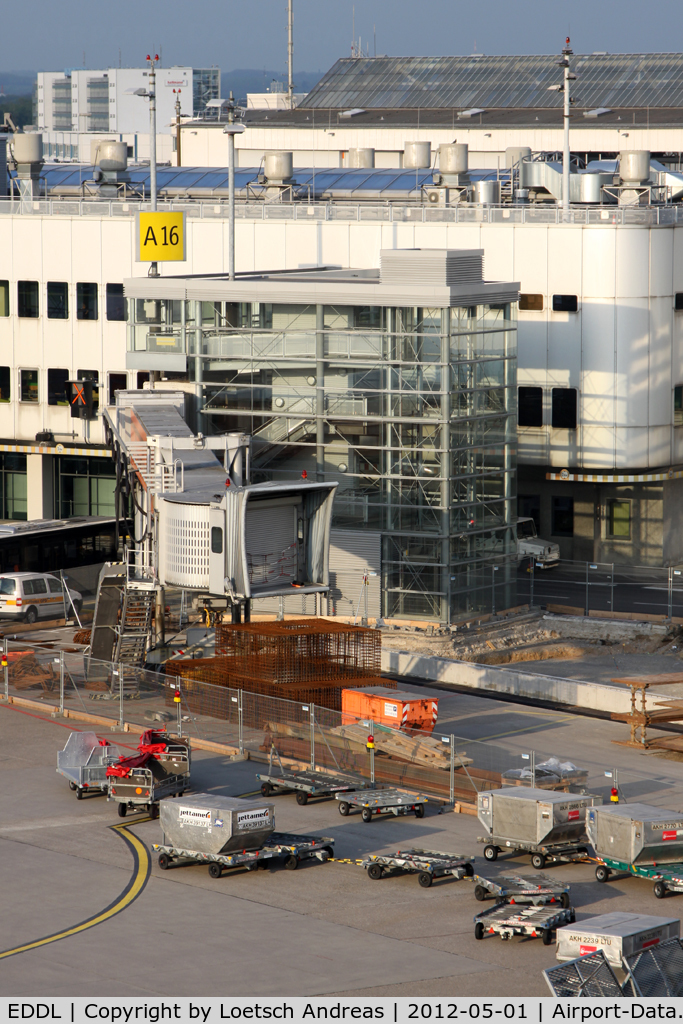 Düsseldorf International Airport, Düsseldorf Germany (EDDL) - Gate A16