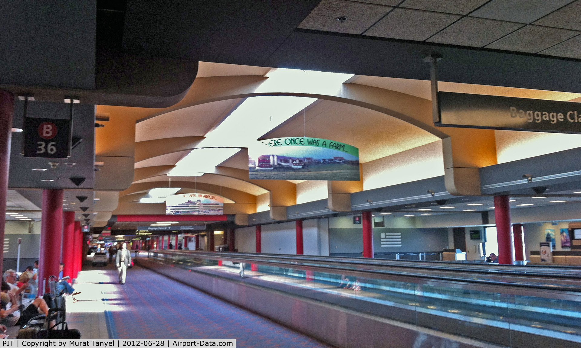 Pittsburgh International Airport (PIT) - Inside Concourse B