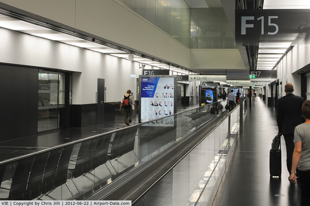 Vienna International Airport, Vienna Austria (VIE) - Skylink - Terminal 3 - Check-in 3