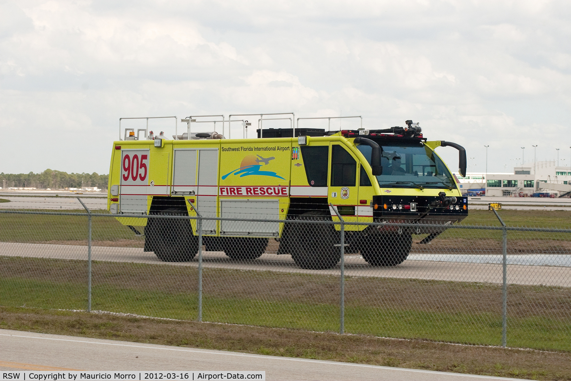 Southwest Florida International Airport (RSW) - ARFF Panther with RSW fire rescue