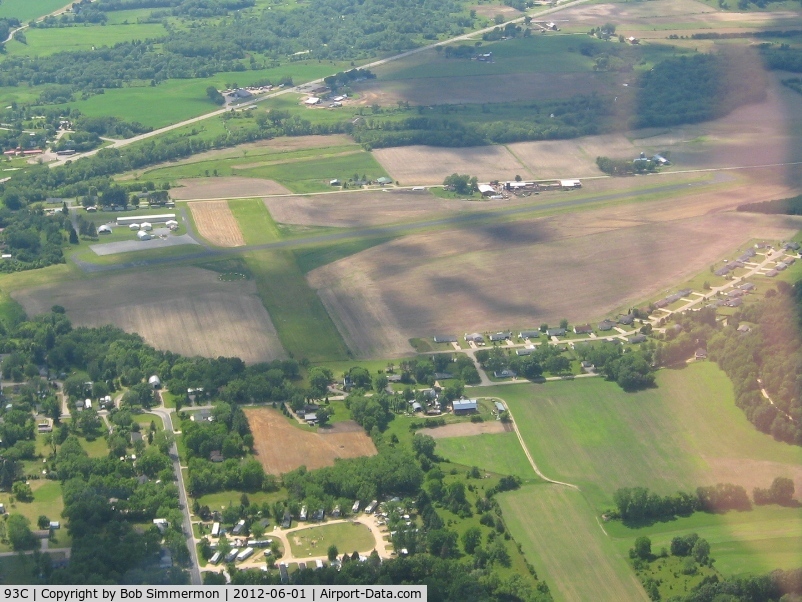 Richland Airport (93C) - Looking west from 3000'