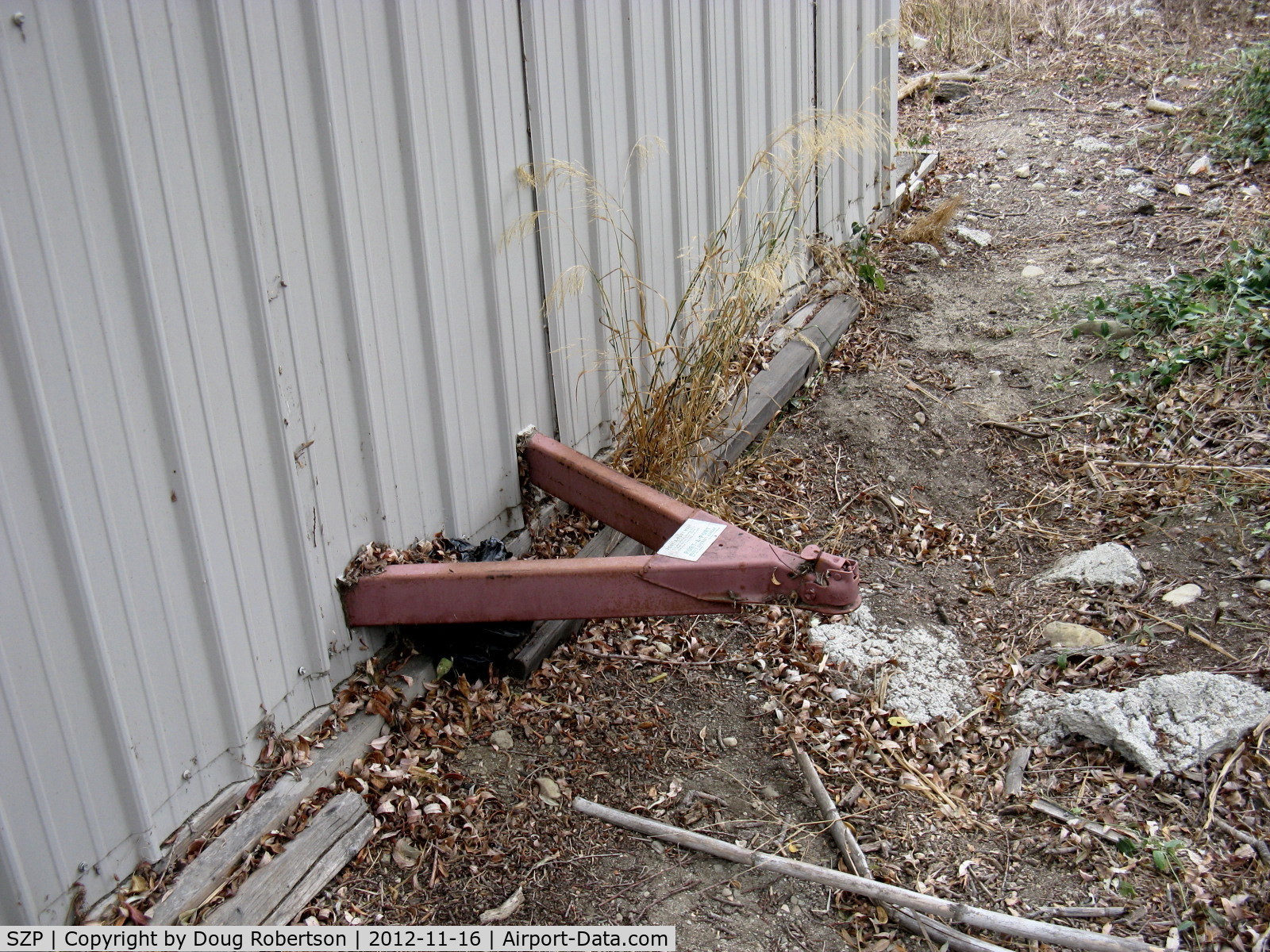 Santa Paula Airport (SZP) - PORT-A-PORT Mobile Aircraft Hangar. The PORT-A-PORT's trailer hitch