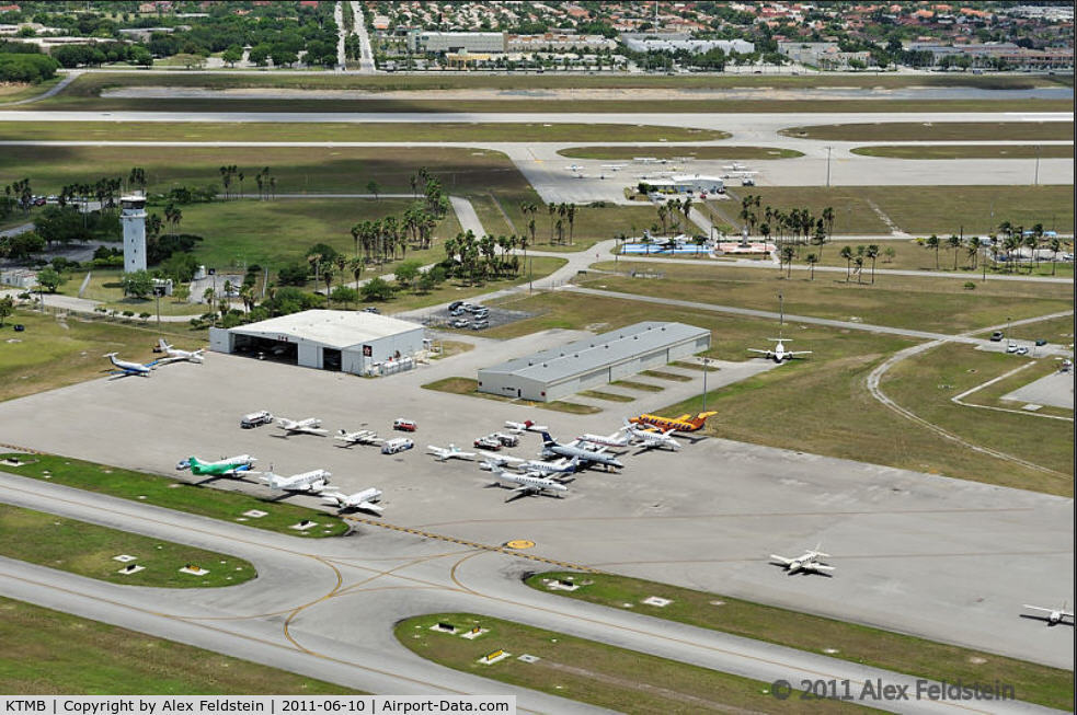 Kendall-tamiami Executive Airport (TMB) - NW side of the airport