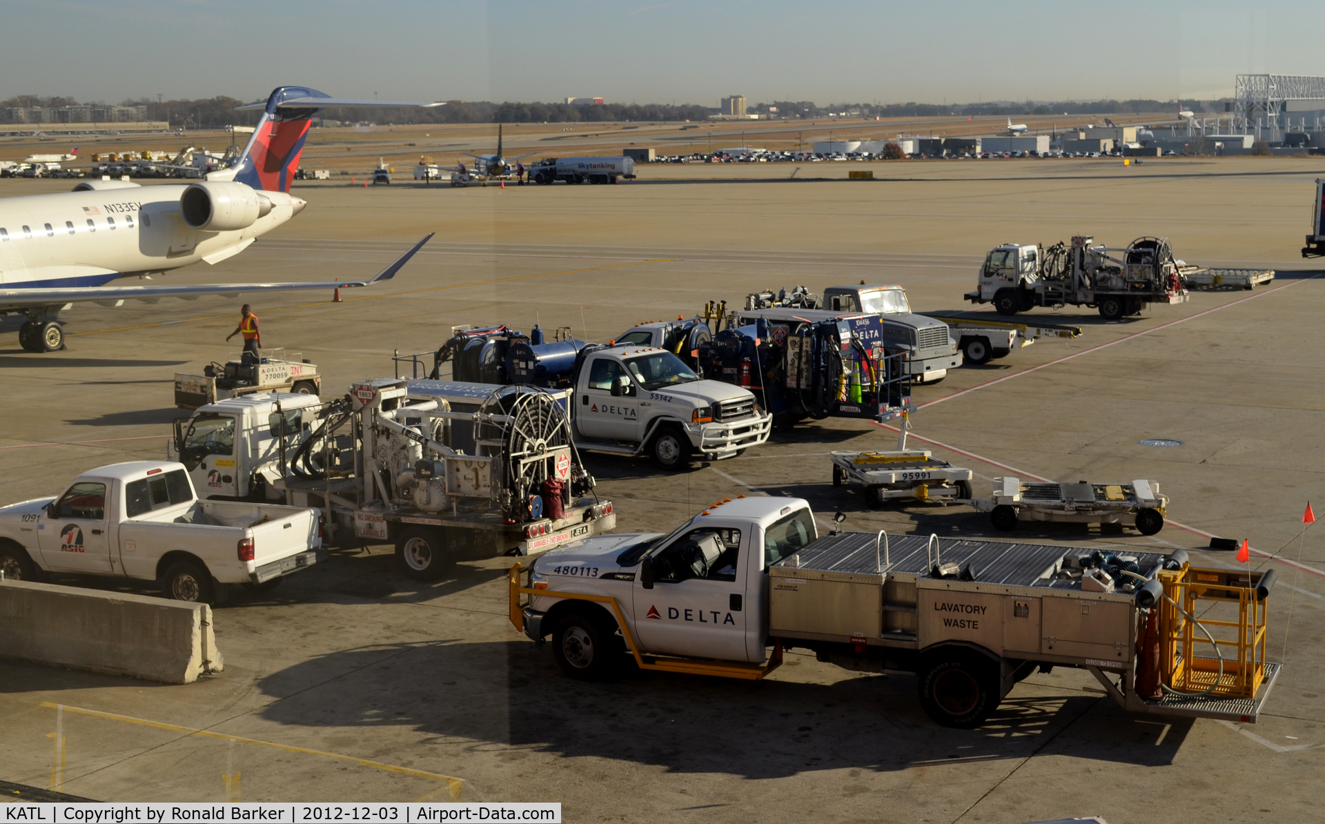 Hartsfield - Jackson Atlanta International Airport (ATL) - Atlanta  Ramp activity