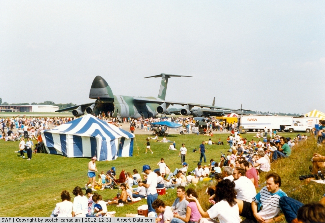 Stewart International Airport (SWF) - Lockheed C5-A Galaxy on the Static Display Line at the 1989 Stewart International Airport Air Show, Newburgh, NY