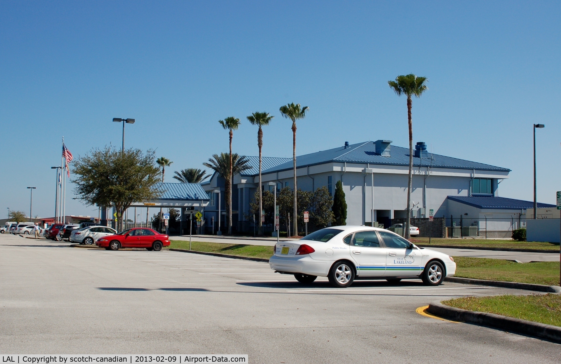 Lakeland Linder Regional Airport (LAL) - Terminal Building at Lakeland Linder Regional Airport, Lakeland, FL 