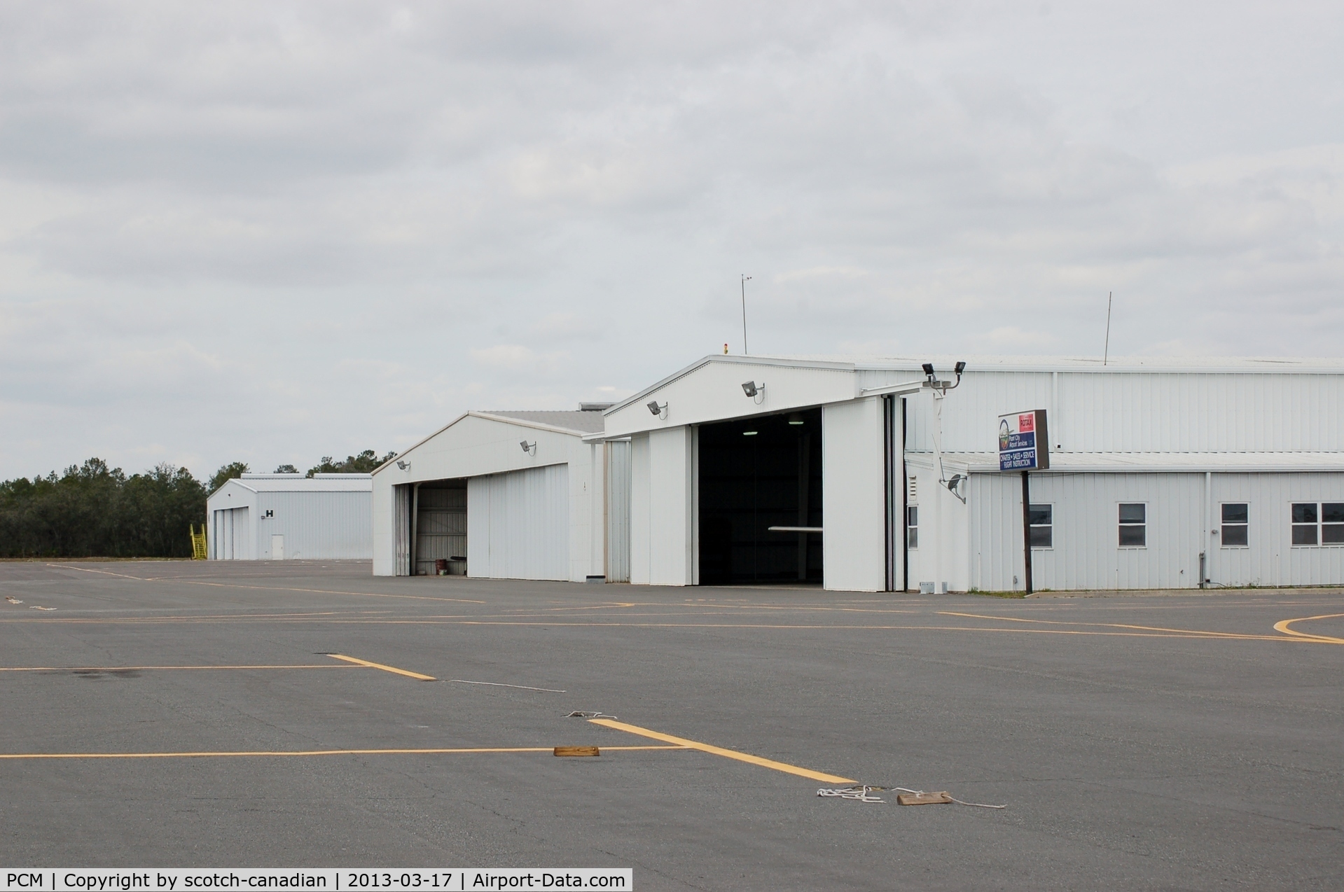Plant City Airport (PCM) - Plant City Airport Services Hangars at Plant City Airport, Plant City, FL
