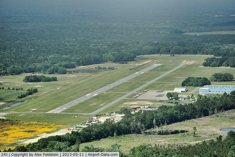 Suwannee County Airport (24J) - May 2013