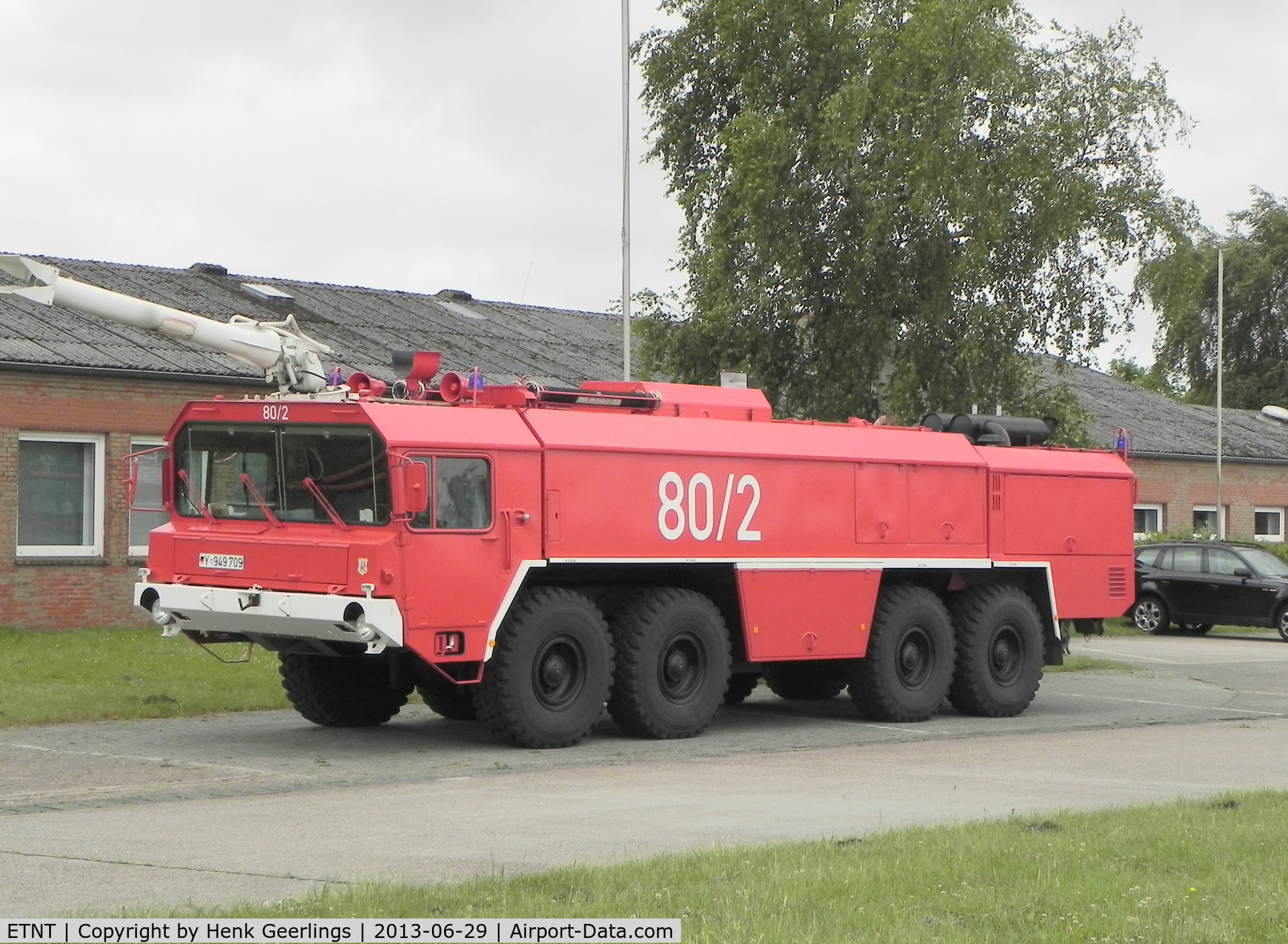 Wittmundhaven Airbase Airport, Wittmund Germany (ETNT) - Old Fire Engine.
Phantom F-4F Farewell Airshow at Wittmund AFB