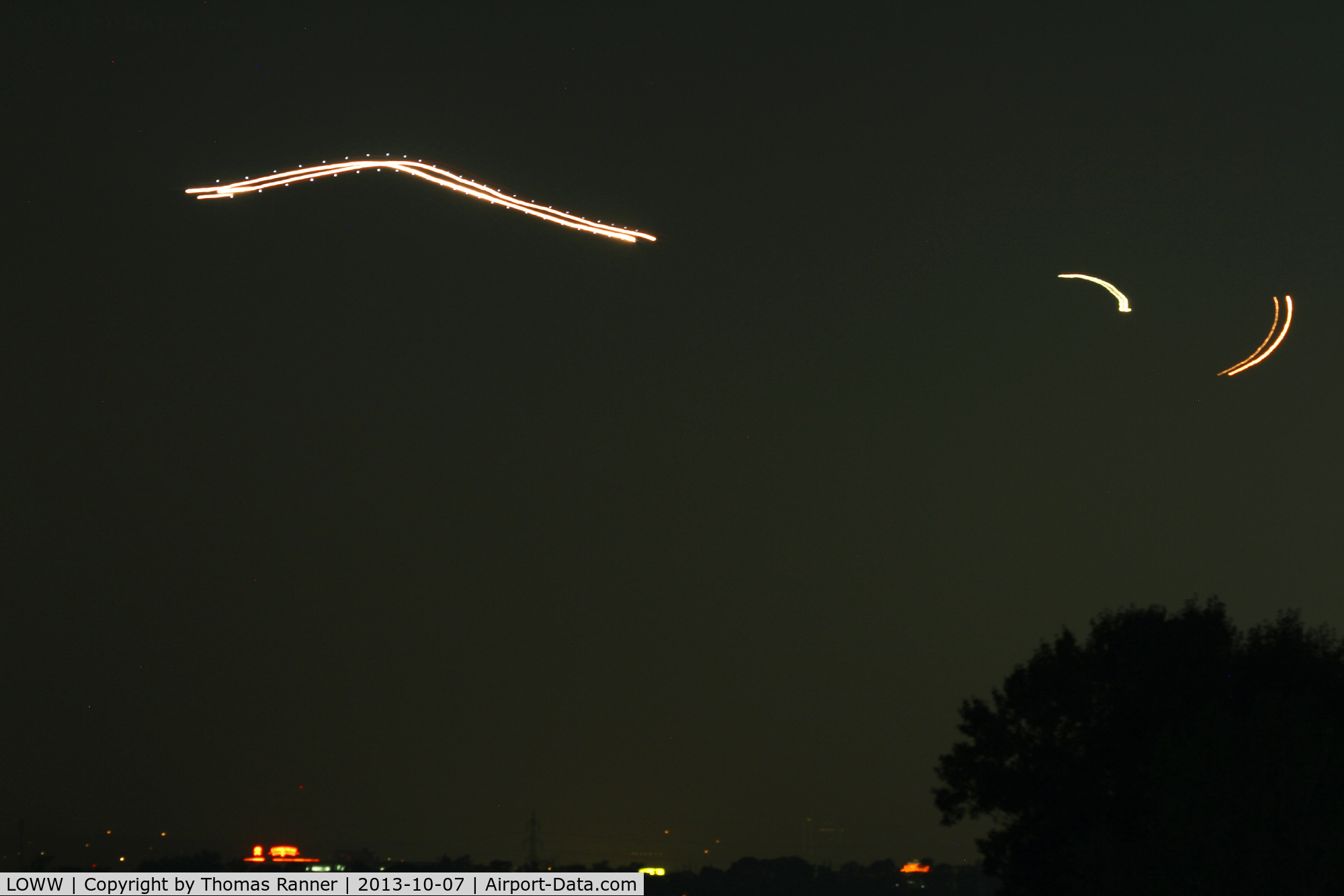 Vienna International Airport, Vienna Austria (LOWW) - Approach rwy11