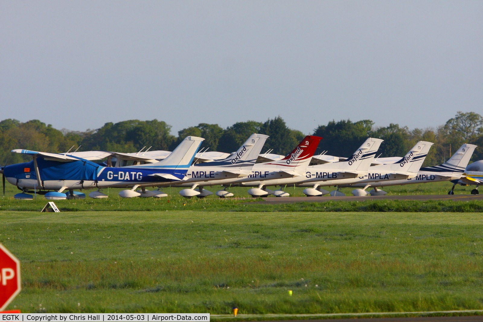 Oxford Airport, Oxford, England United Kingdom (EGTK) - Oxford Aviation Academy Cessna 182T's