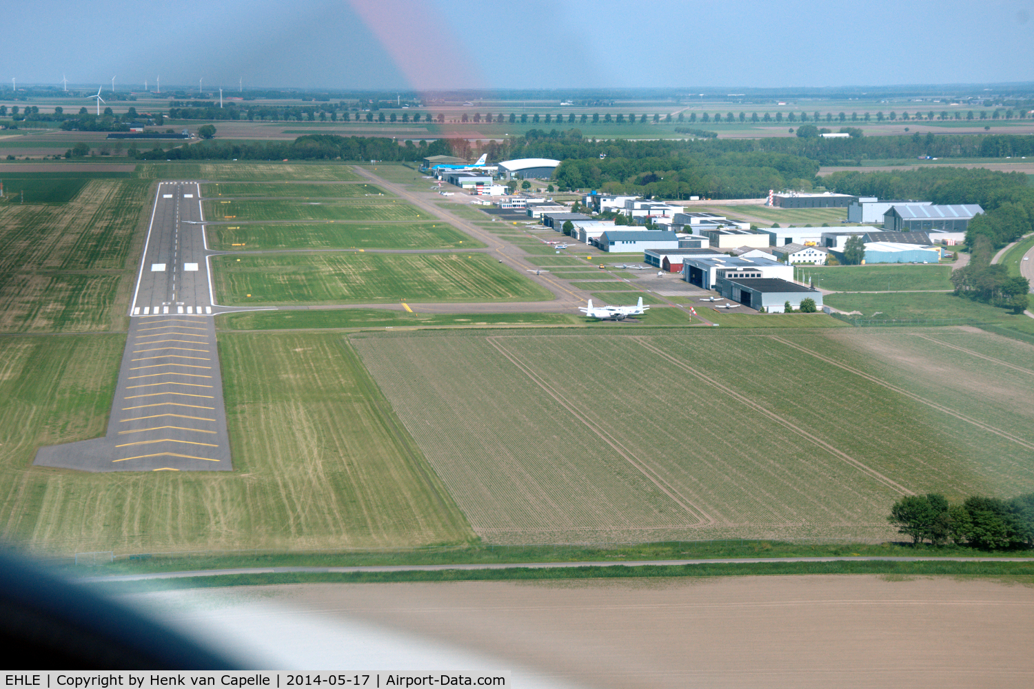 Lelystad Airport, Lelystad Netherlands (EHLE) - Approach of runway 05.