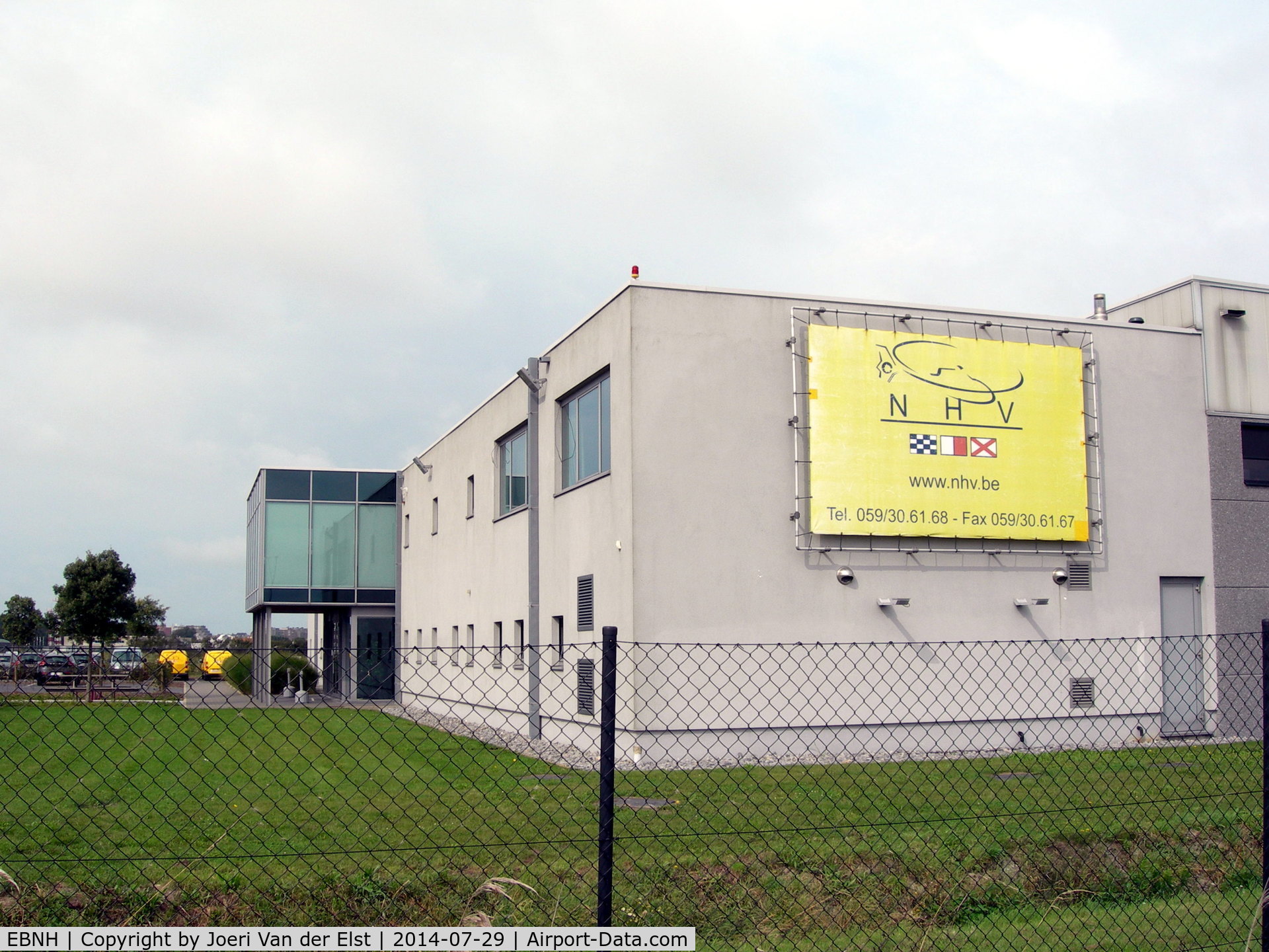 EBNH Airport - Noordzee Helikopters Vlaanderen Office building