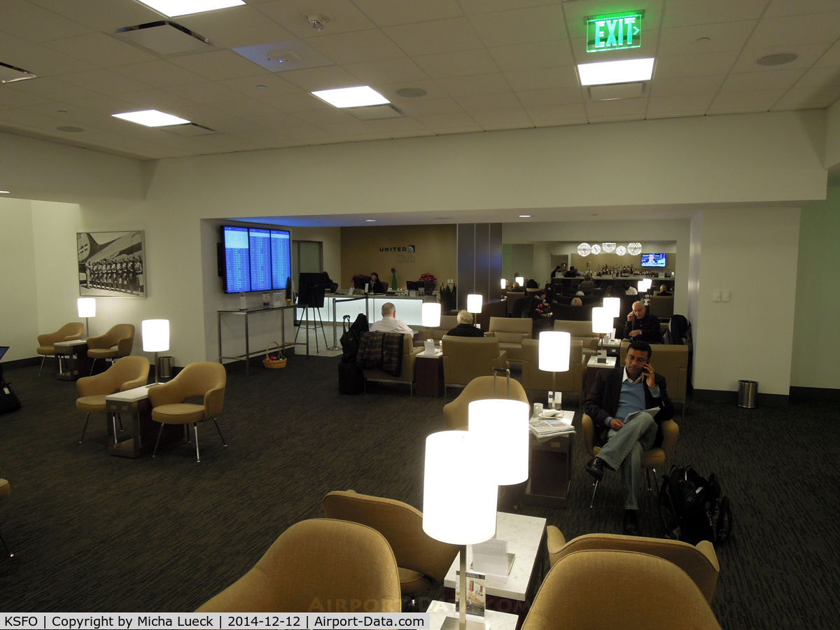 San Francisco International Airport (SFO) - UA Red Carpet Club at SFO domestic