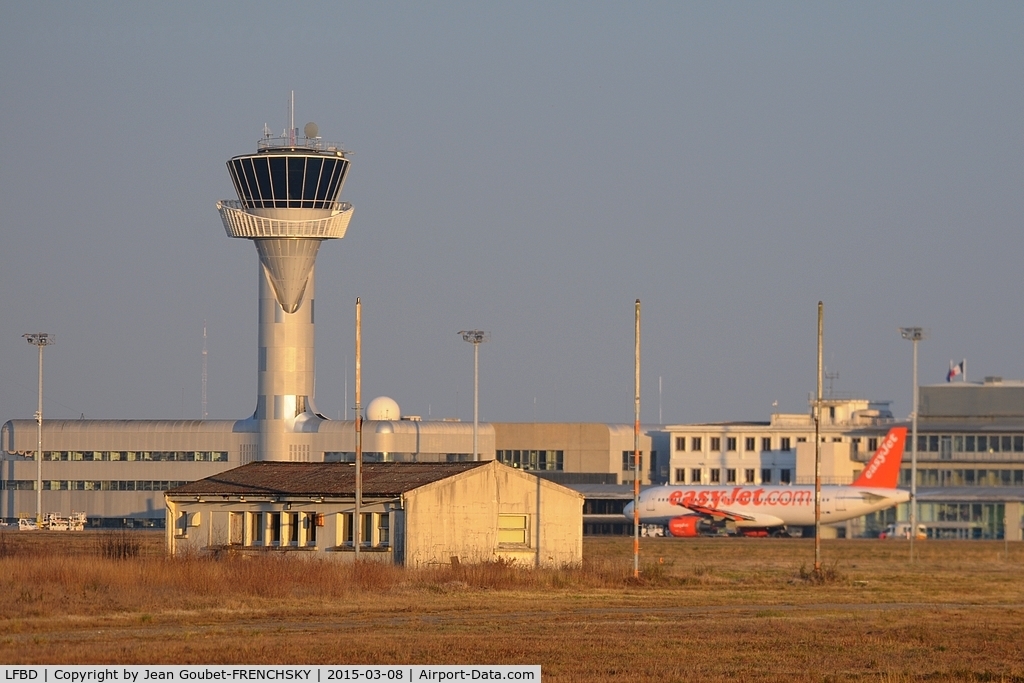 Bordeaux Airport, Merignac Airport France (LFBD) - tower