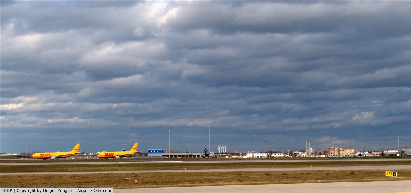 Leipzig/Halle Airport, Leipzig/Halle Germany (EDDP) - Leipzig-Halle Airport. View from apron 3 to apron 1....
