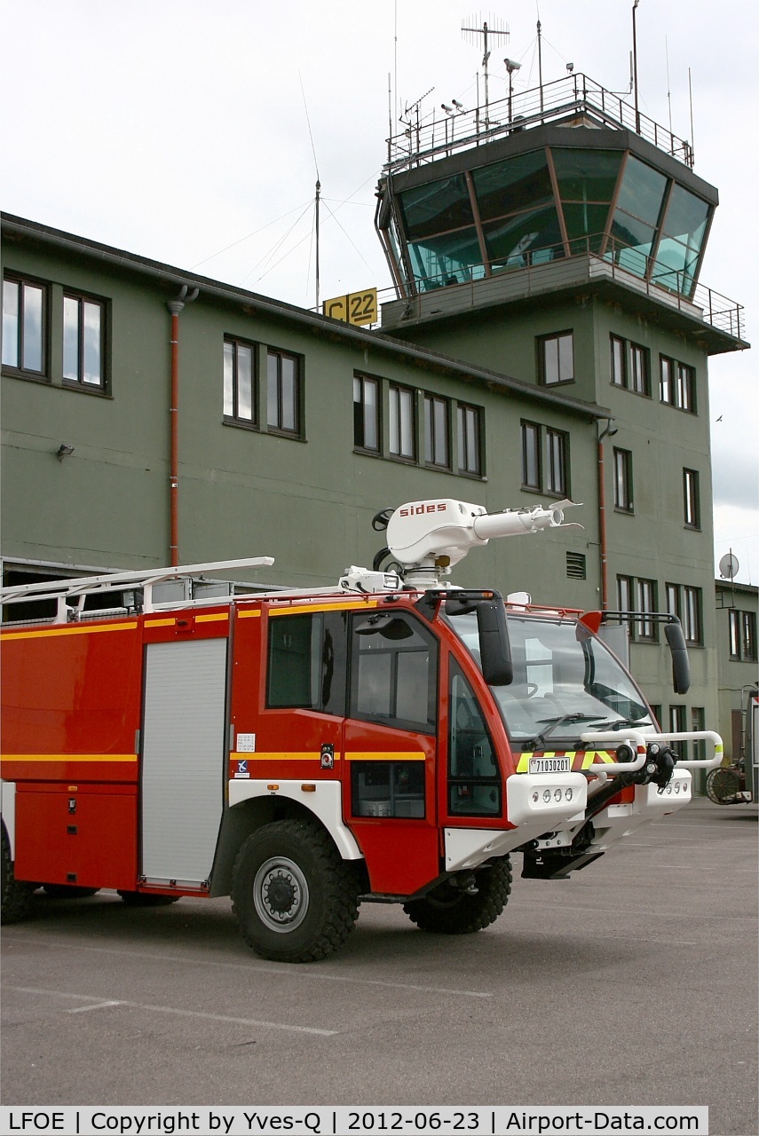 Evreux Fauville Airport, Evreux France (LFOE) - Fire Truck in front of control tower, Evreux-Fauville Air Base (LFOE)