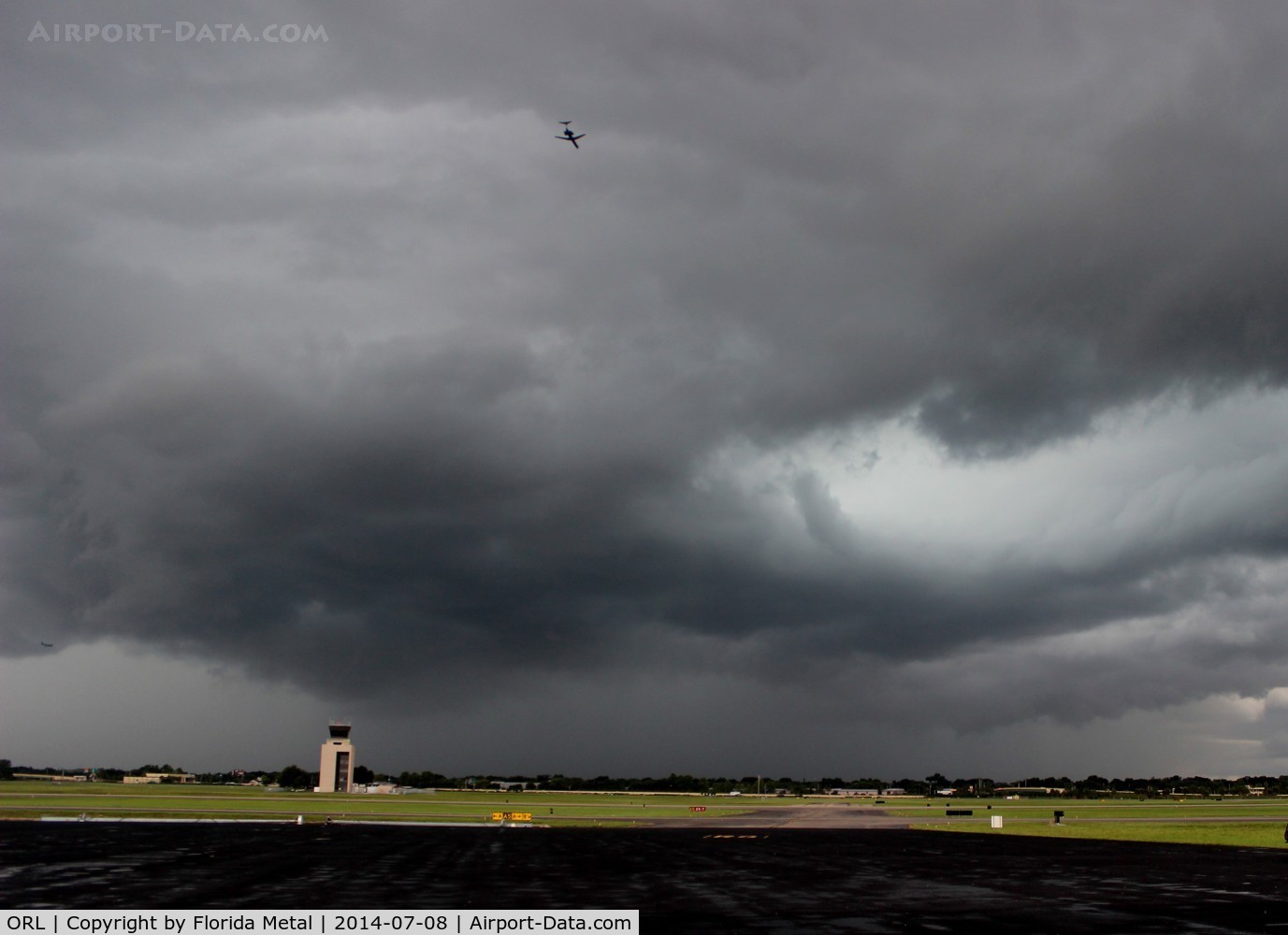 Executive Airport (ORL) - daily affternoon t-storms at Orlando Executive