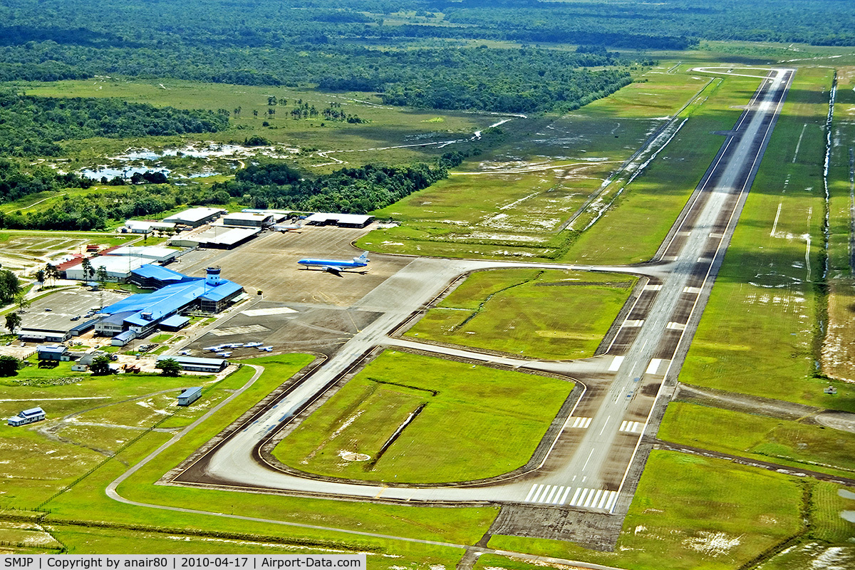 Faa'a International Airport, Faa'a, Tahiti French Polynesia (NTAA) - At Pape'ete