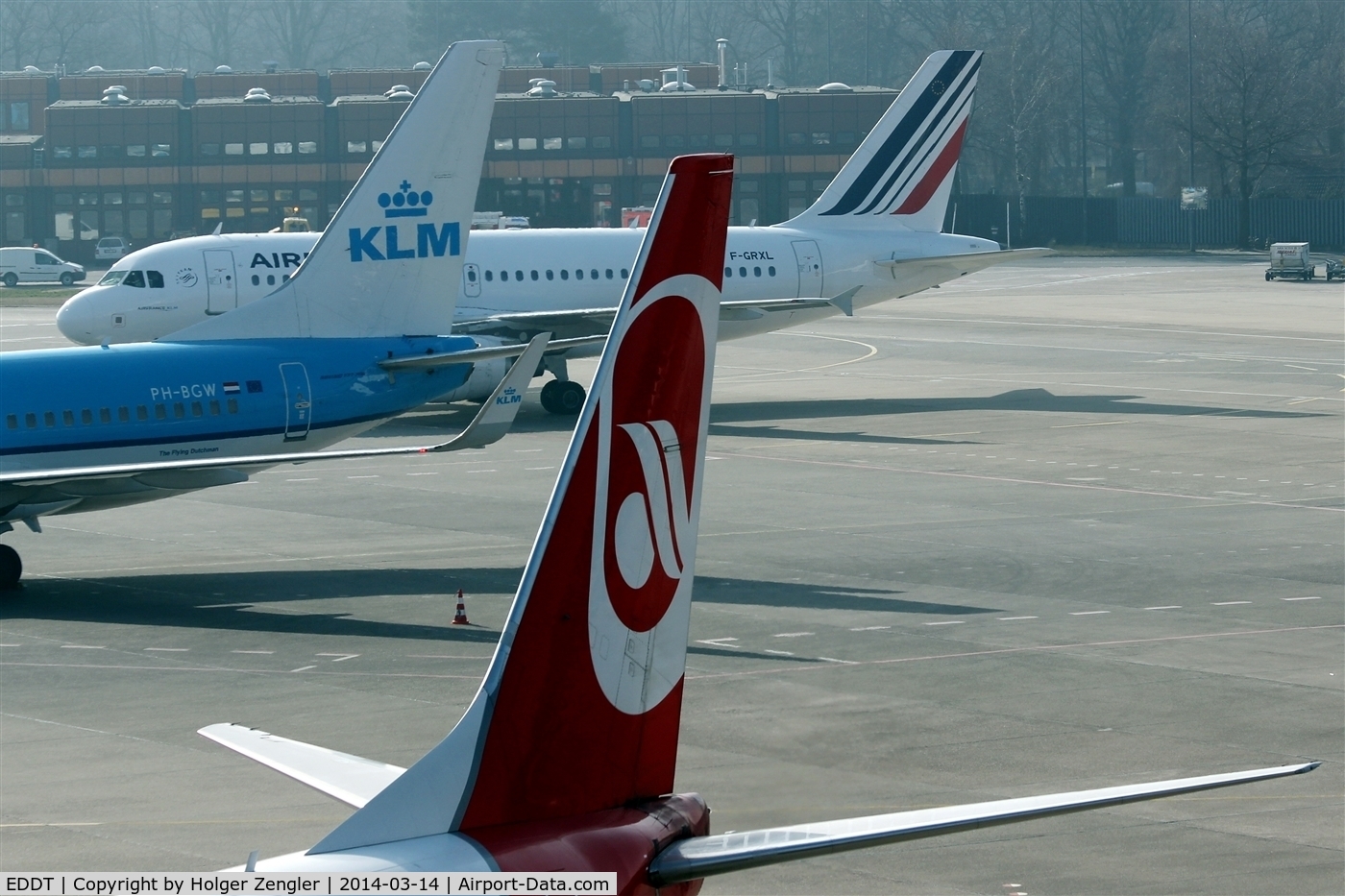Tegel International Airport (closing in 2011), Berlin Germany (EDDT) - Famous european empennages.....