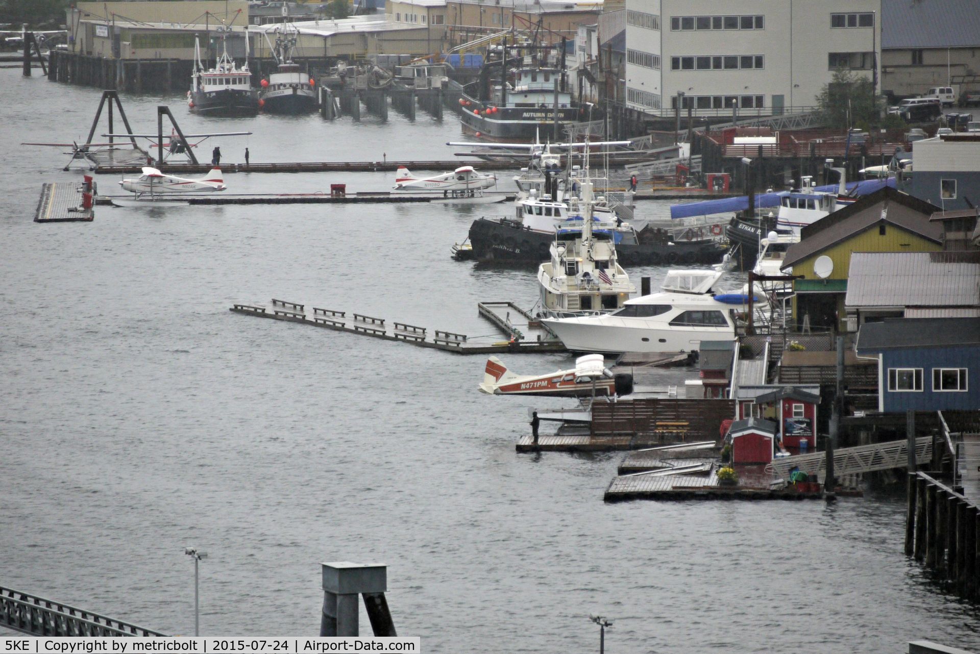 Ketchikan Harbor Seaplane Base (5KE) - Rainy day in Ketchikan. N471PM in foreground.