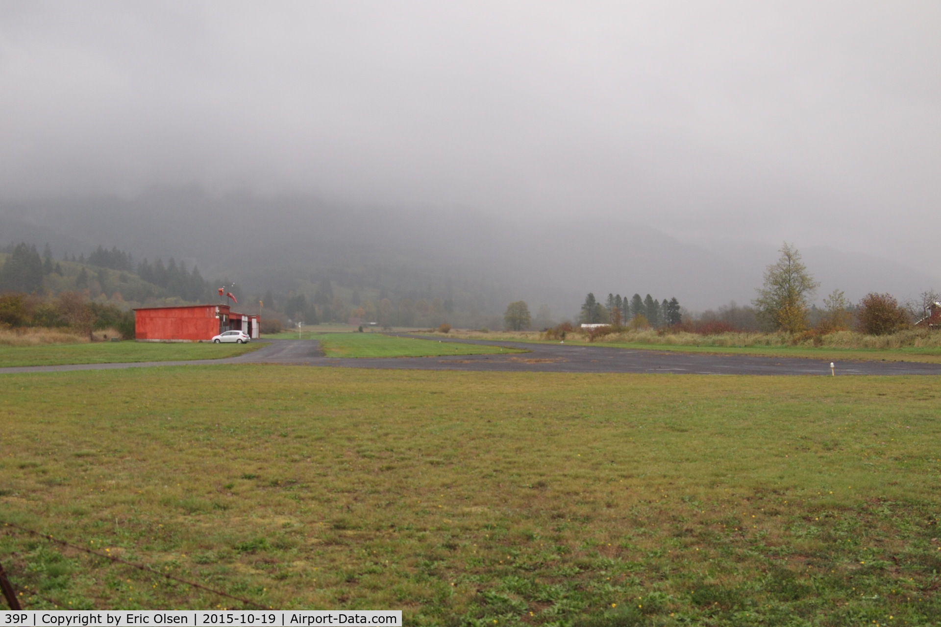 Strom Field Airport (39P) - Strom Field in Morton, WA. Hwy 12 is on the south side of the airport. Elevation is 950'