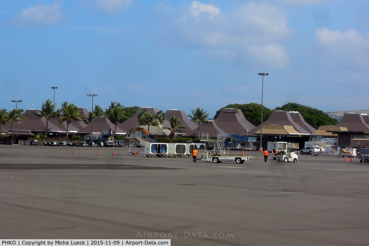 Kona International Airport, Kailua-Kona, Hawaii United States (PHKO) - Welcome to sunny Kailua-Kona