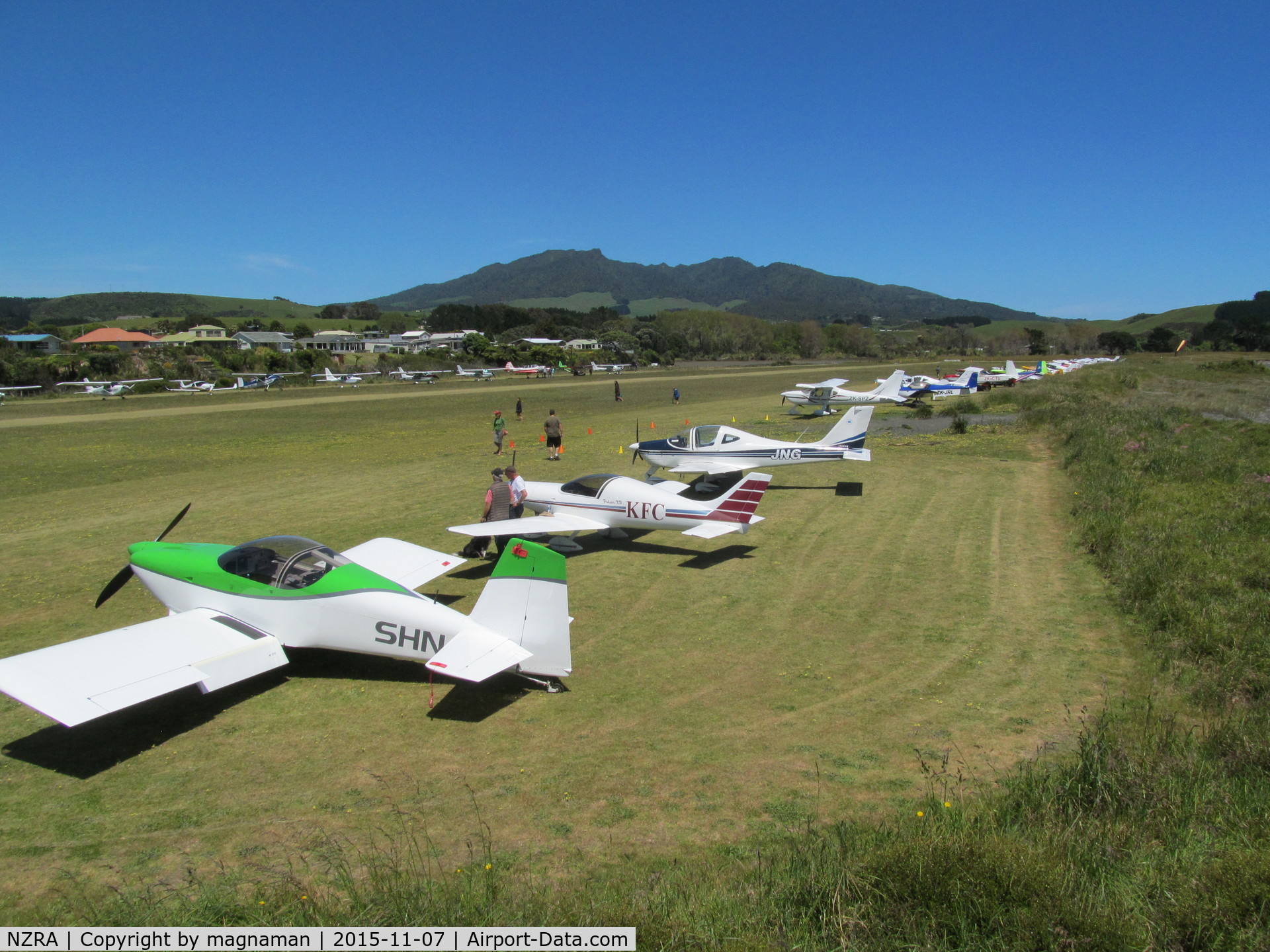 Raglan Aerodrome Airport, Raglan New Zealand (NZRA) - Line up on fly in day