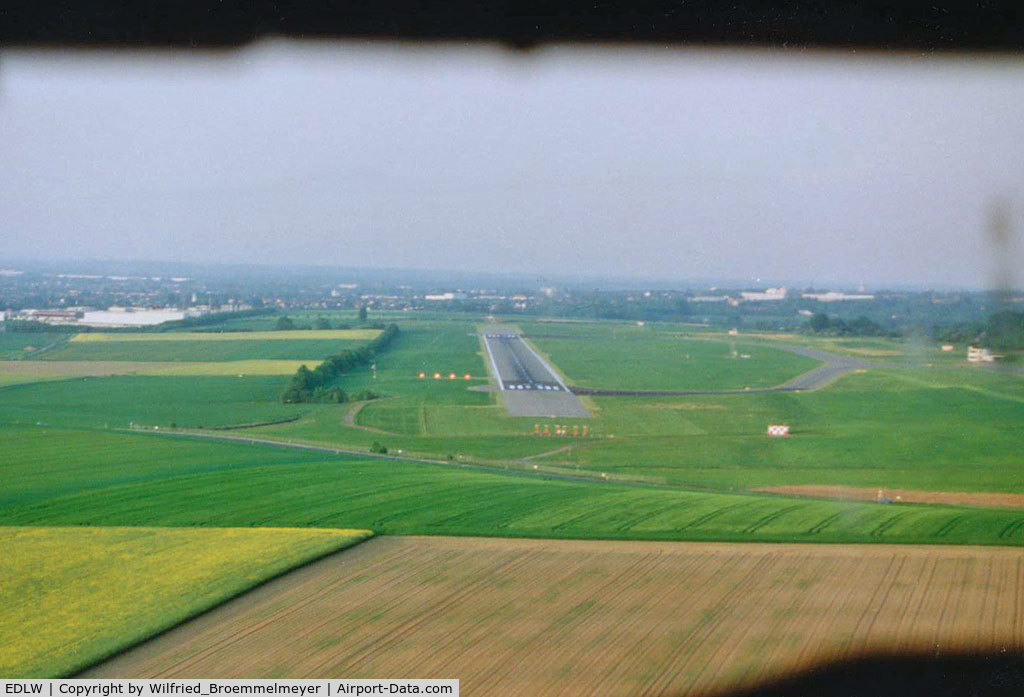 Dortmund Airport, Dortmund Germany (EDLW) - Eurowings ATR72-212 D-AEWG / Right Hand Visual to Runway 06.