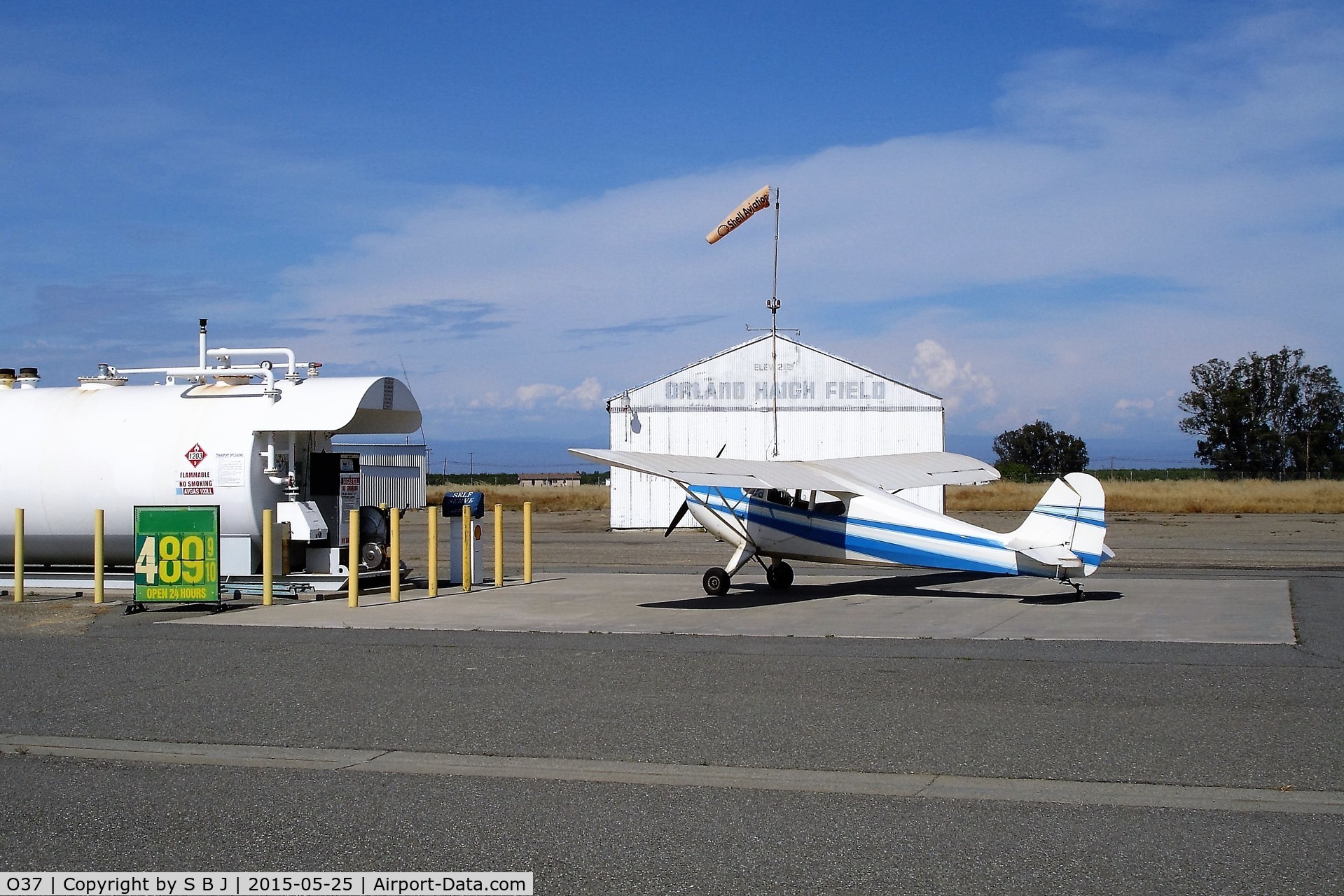 Haigh Field Airport (O37) - 78E at the Orland airport gas island.