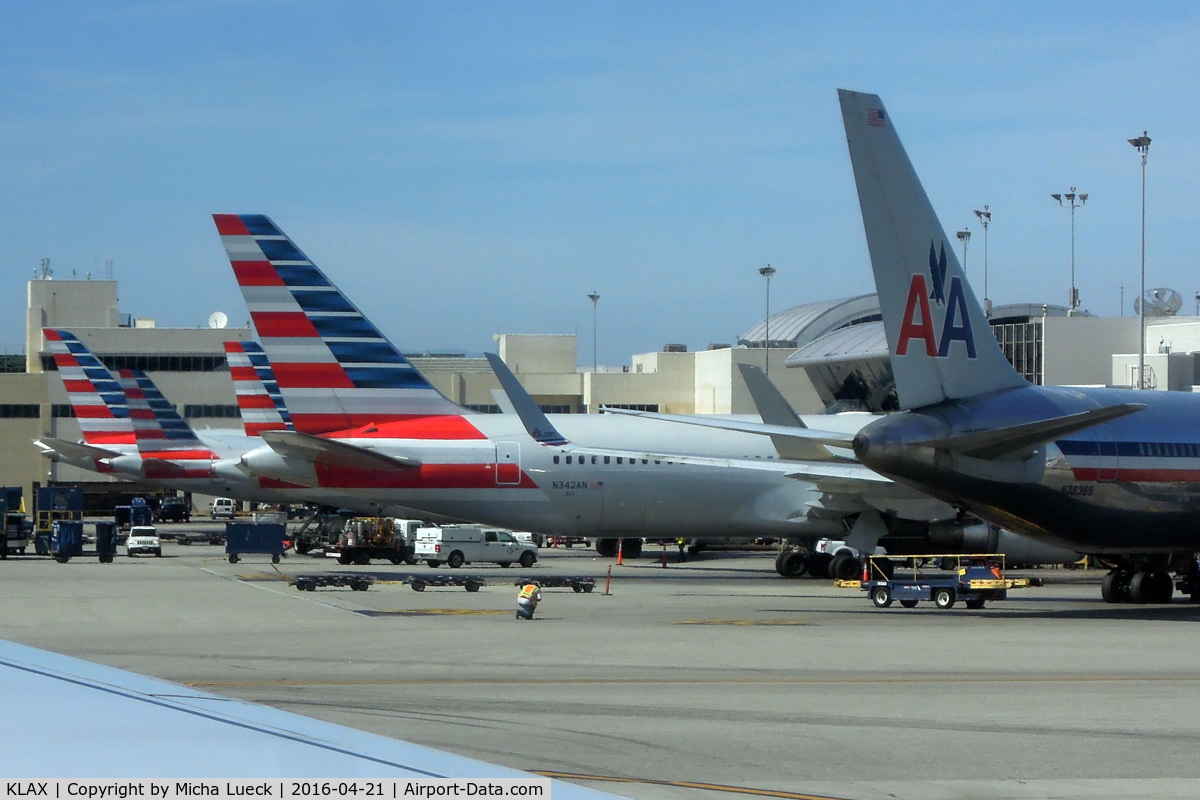 Los Angeles International Airport (LAX) - The old and the new AA