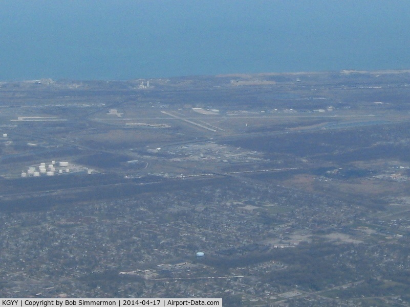 Gary/chicago International Airport (GYY) - Looking north from about 5 miles out