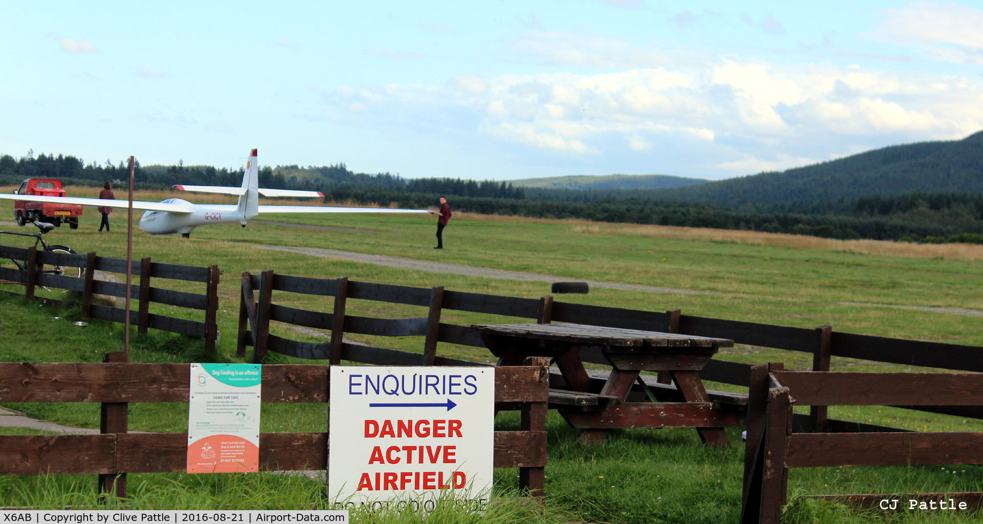 X6AB Airport - Deeside Gliding Club at Aboyne airfield, Royal Deeside.