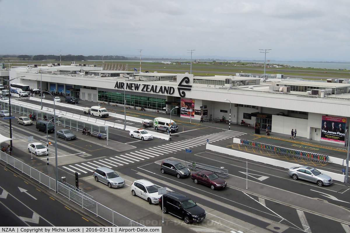 Auckland International Airport, Auckland New Zealand (NZAA) - Auckland domestic