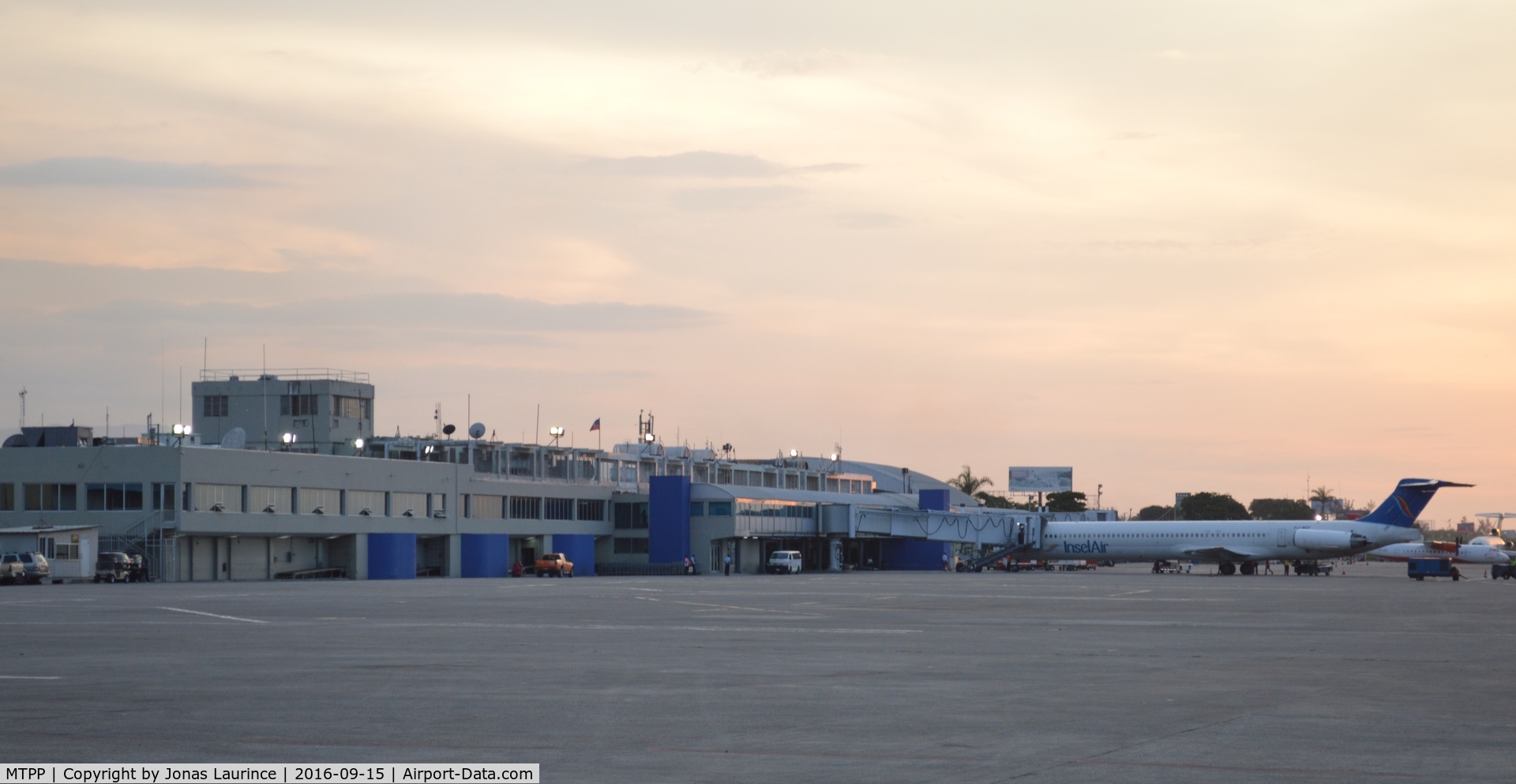 Port-au-Prince International Airport (Toussaint Louverture Int'l), Port-au-Prince Haiti (MTPP) - Aircraft InselAir 