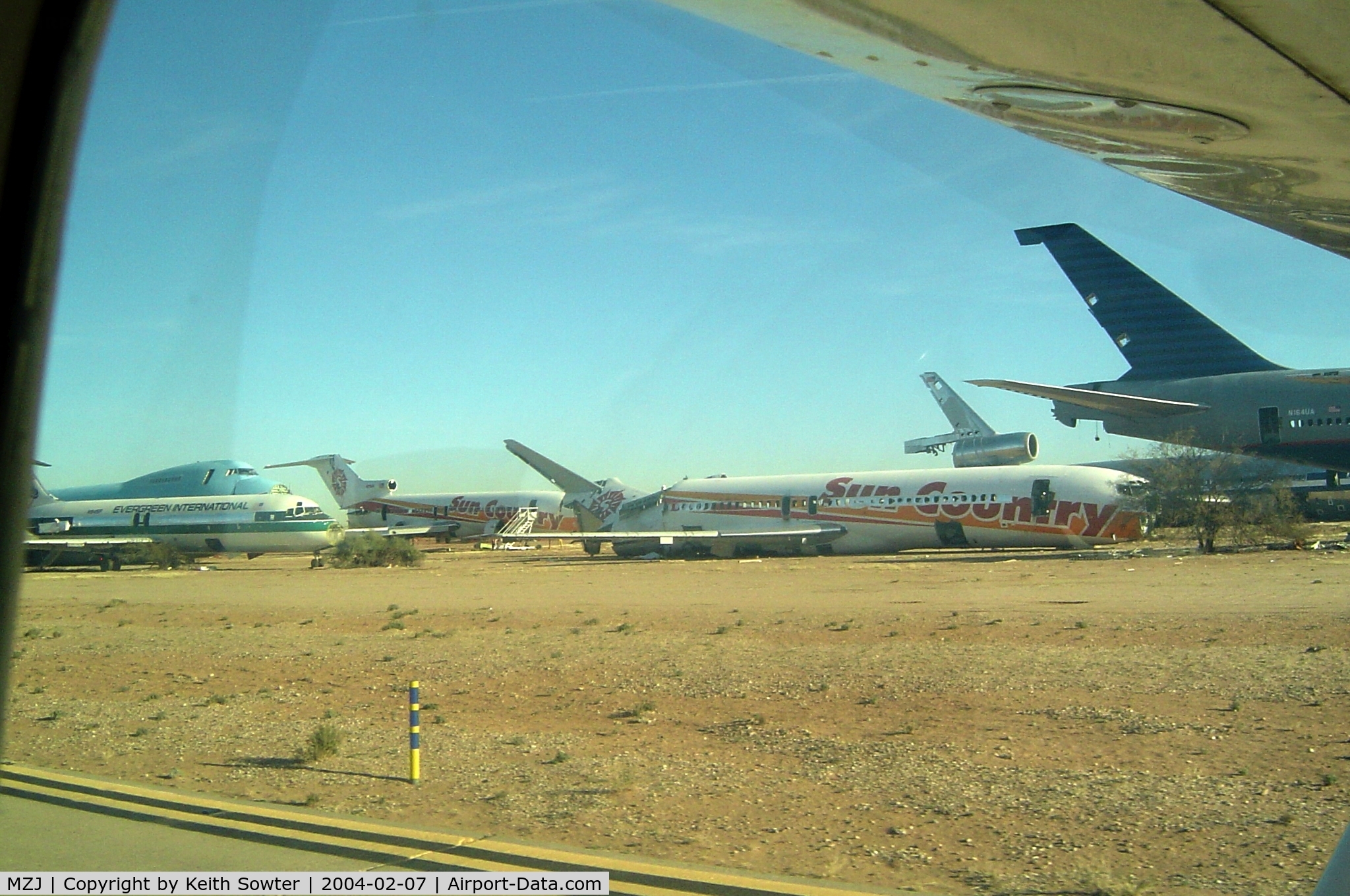 Pinal Airpark Airport (MZJ) - Taken through aircraft window whilst taxying past