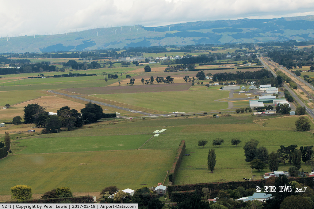 Feilding Aerodrome Airport, Feilding New Zealand (NZFI) - On base leg for RW10