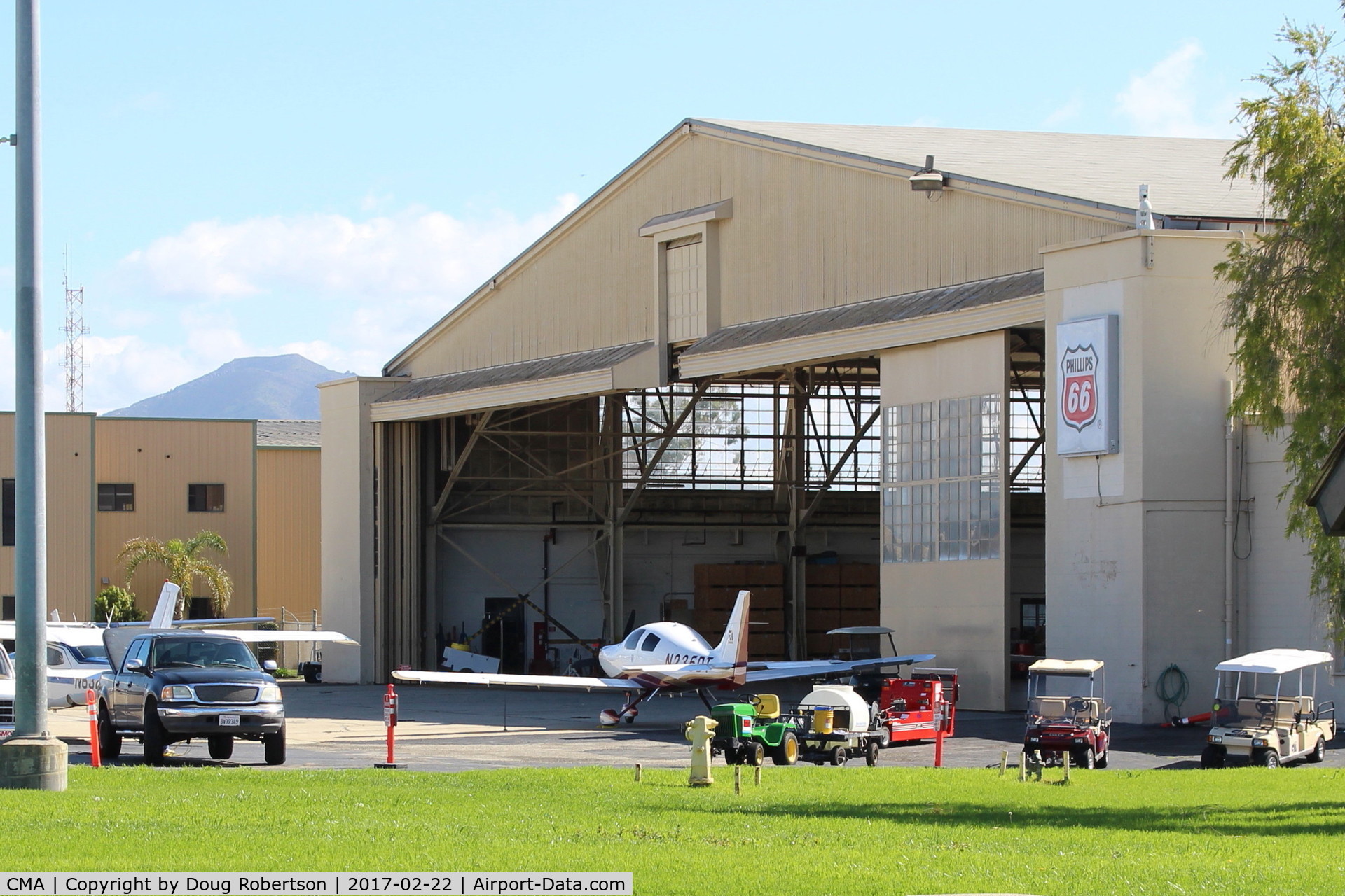 Camarillo Airport (CMA) - Channel Islands Aviation Cessna Dealer main maintenance hanger. Was an Oxnard Air Force Base hanger prior to 1971.