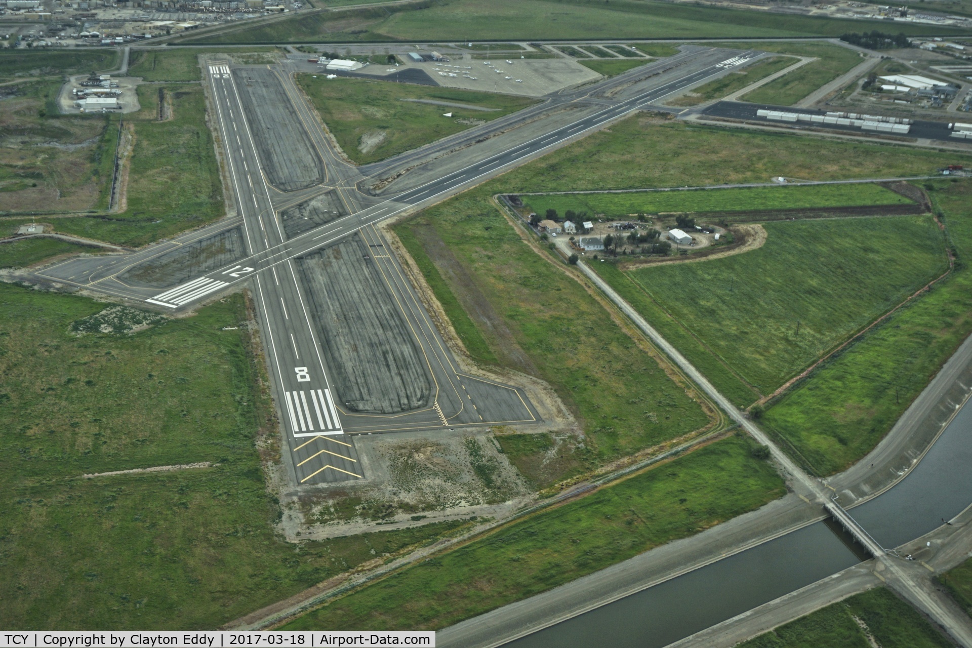 Tracy Municipal Airport (TCY) - Crosswind for runway 30.
