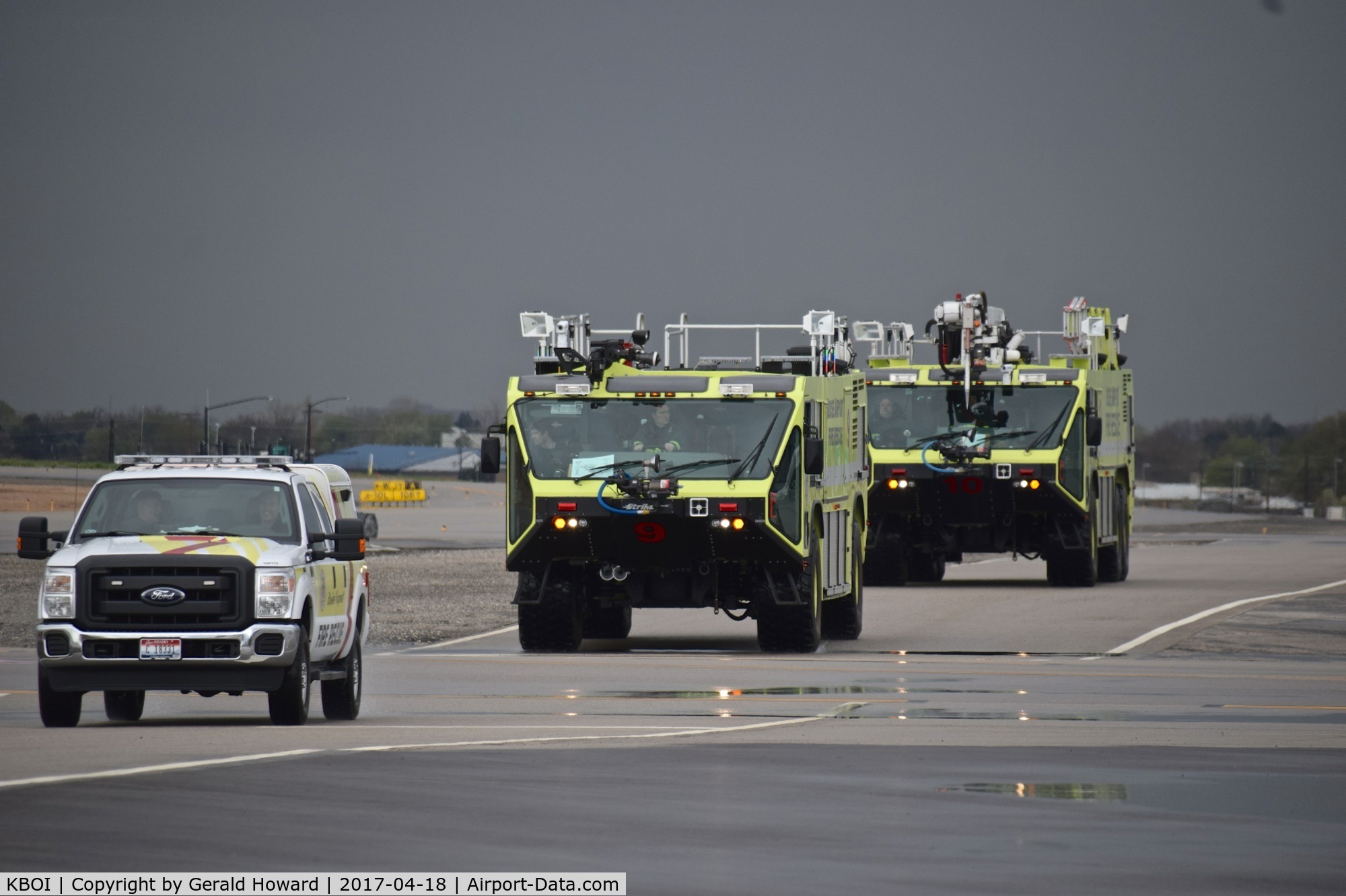 Boise Air Terminal/gowen Fld Airport (BOI) - ARFF Unit returning to quarters after answering call for an aircraft landing with gear problems. Aircraft landed safely.