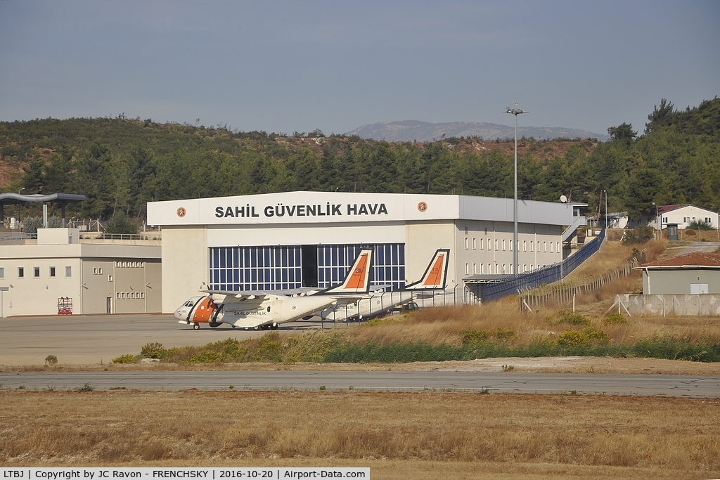 ?zmir Adnan Menderes Airport, ?zmir Turkey (LTBJ) - SAHIL GUVENLIL HAVA