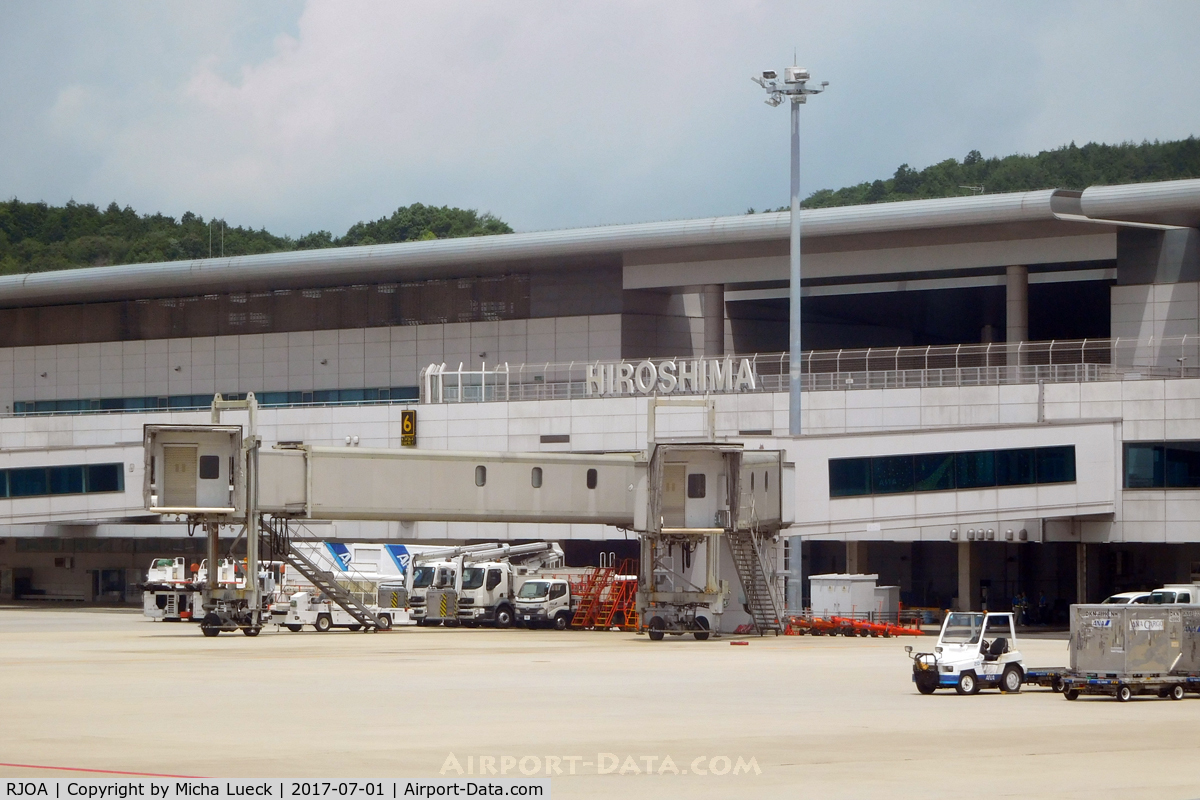 Hiroshima Airport, Mihara, Hiroshima Japan (RJOA) - Welcome to Hiroshima