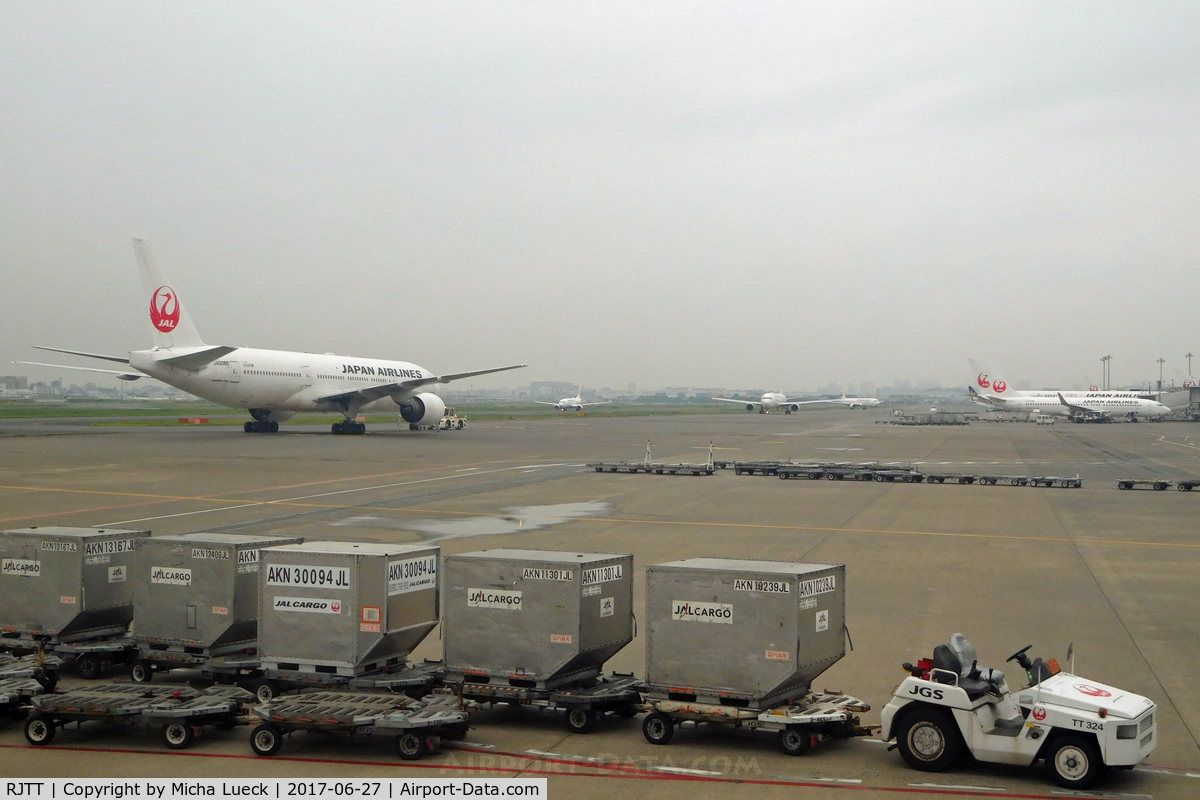 Tokyo International Airport (Haneda), Ota, Tokyo Japan (RJTT) - A grey morning, but Haneda is busy as ever...