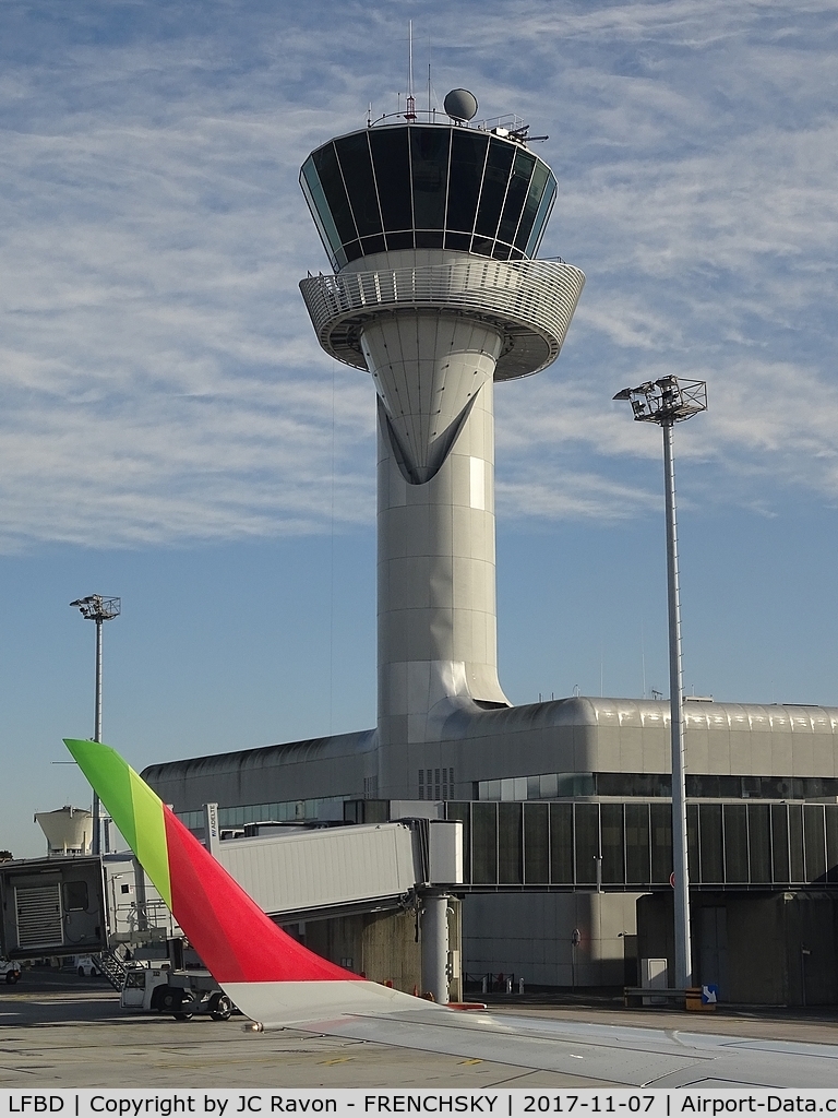 Bordeaux Airport, Merignac Airport France (LFBD) - BOD tower with TAP 462