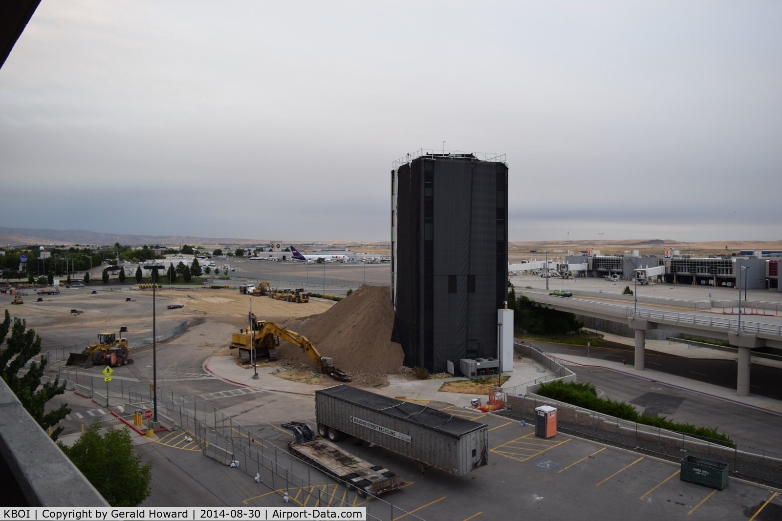 Boise Air Terminal/gowen Fld Airport (BOI) - Start of the removal of the old control tower. Tower cab is already gone.
